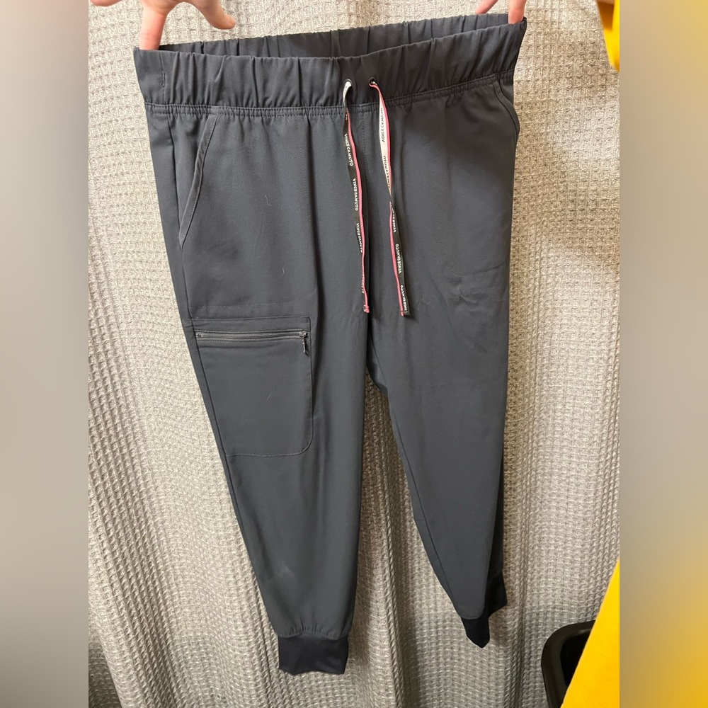 Petite jogger scrub bottoms